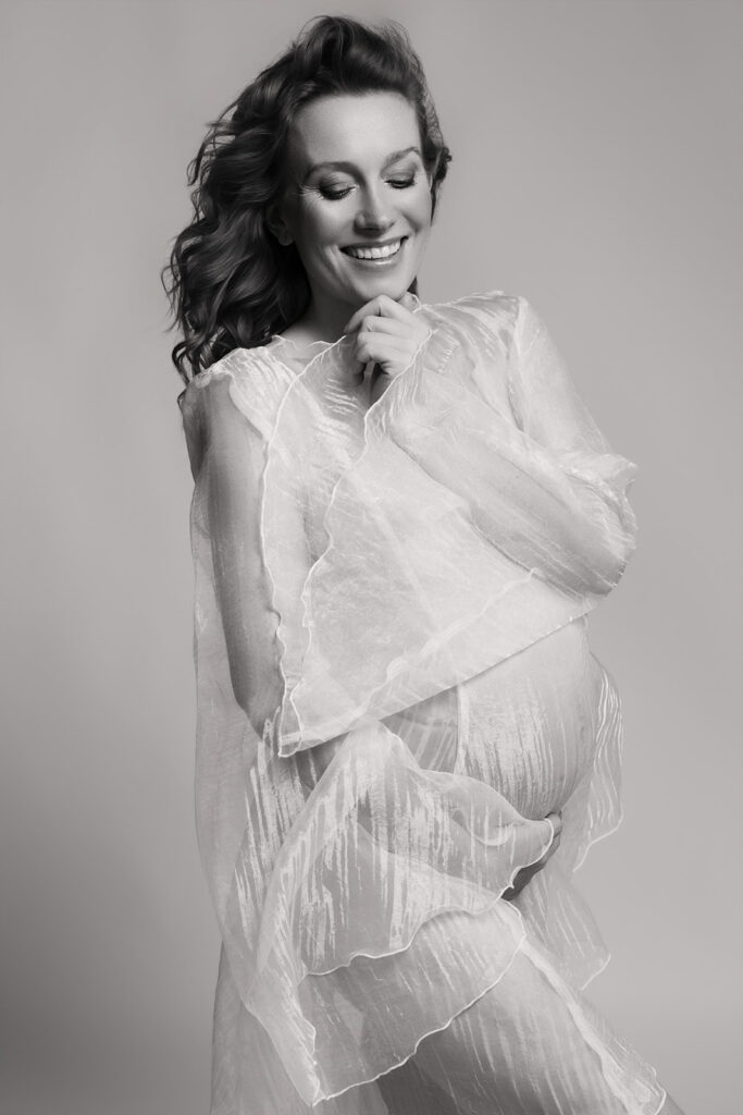 Lili_Zwangerschapsfotoshoot Sint-Niklaas_Manon Engels Fotografie_10